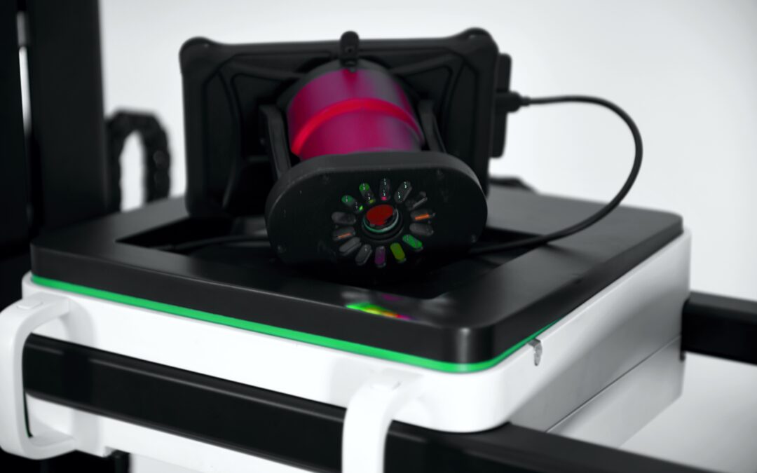 DISCOVER®, a 2-part solution for the search, detection, and imaging of evidence at the crime scene and in the laboratory